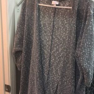 Black and white lularoe Lindsey